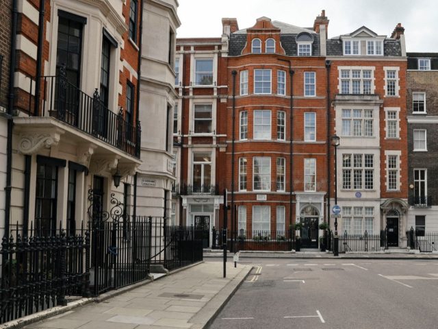 Barnes ou Savills pour vendre un bien de prestige à l&rsquo;étranger