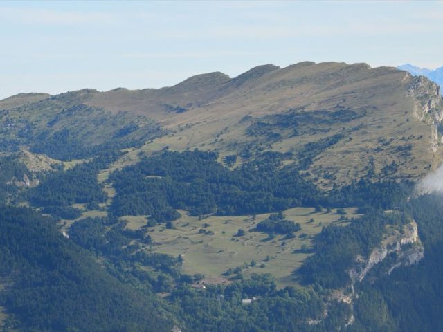 Vente transfrontalière immobilière : enjeux fiscaux et notariaux