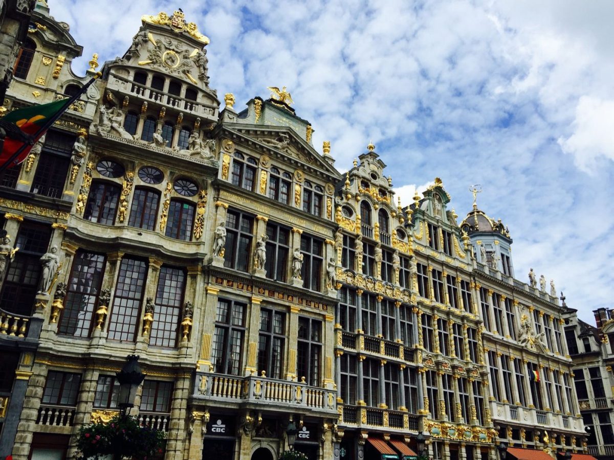 Acheter à Bruxelles : vérifier les évacuations avant de signer
